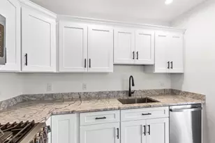 3114 Parade Rd, Laconia, NH 03246 - Photo 8