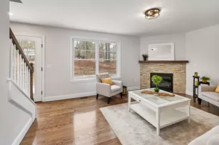 7C Mustang Dr, Litchfield, NH 03052 - Photo 32