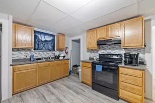 536 Main St, Farmington, NH 03835 - Photo 6