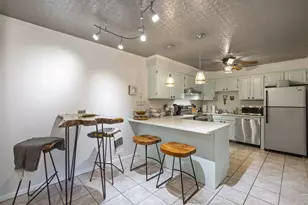 227 Main St, Lincoln, NH 03251 - Photo 2