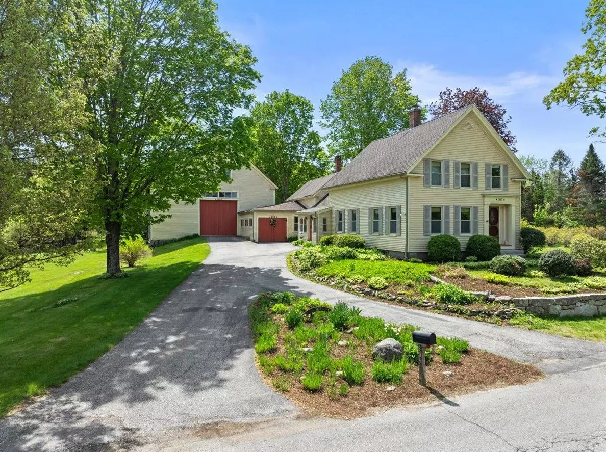 【中古】 Area 305 / Area 305 305 Grant Rd, Newmarket, NH 03857 - MLS 5040796 - Coldwell