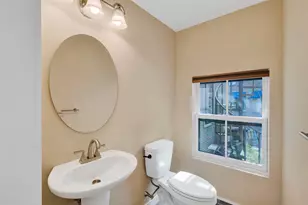 93 High St, Portsmouth, NH 03801 - Photo 14