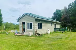 1810 Route 102, Canaan,  05903 - Photo 18