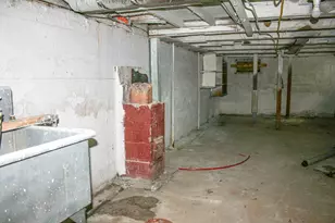 39 New York St, Dover, NH 03820 - Photo 12