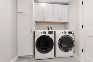 18 Little Bay Dr, Dover, NH 03820 - Photo 14