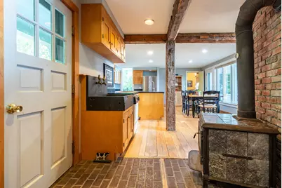 732 Under The Mountain Road, Londonderry, VT 05155 - Photo 32