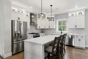 5 Elise Ave, Londonderry, NH 03053 - Photo 1