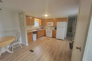 41 Crow Hill St, Northumberland, NH 03582 - Photo 14