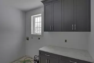 18 Grand Ave, Bedford, NH 03110 - Photo 20