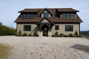 4 Skyline Dr, Hebron, NH 03241 - Photo 1