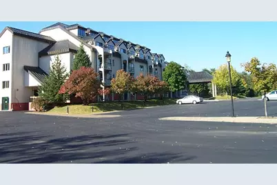 48 Cooper Memorial Drive #405, Lincoln, NH 03251 - Photo 2