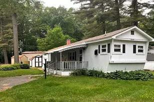 48 Robbins St, Hinsdale, NH 03451 - Photo 1