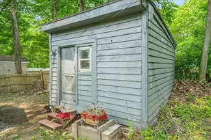 8 Bush Ave, Allenstown, NH 03275 - Photo 14