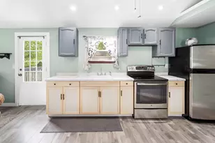 8 Bush Ave, Allenstown, NH 03275 - Photo 6