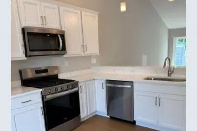 54B Sunset Ridge #54B, Epping, NH 03042 - Photo 6