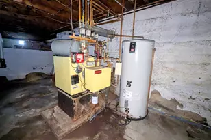 44-46 Walnut St, Claremont, NH 03743 - Photo 28