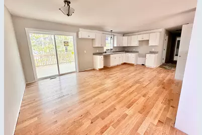 1 Blaisdell Court, Raymond, NH 03077 - Photo 8