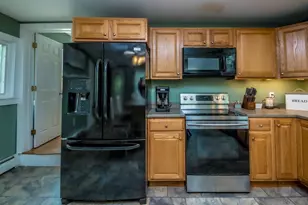 140 Middle St, Lancaster, NH 03584 - Photo 8