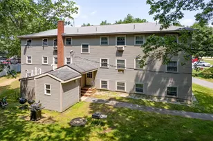 4 Shady Ln, Plaistow, NH 03865 - Photo 4