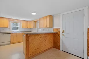 36 Lark St, Franklin, NH 03235 - Photo 20