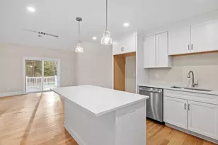 30 Gypsum Ln, Chester, NH 03036 - Photo 8