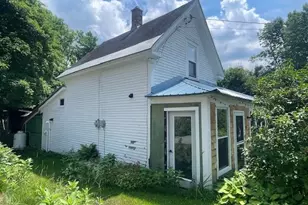 6 Demers St, Berlin, NH 03570 - Photo 1