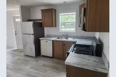 23 Cubb Court, Windsor, VT 05089 - Photo 2