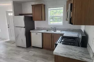 23 Cubb Ct, Windsor, VT 05089 - Photo 2