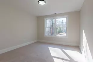 7 Doucet Ave, Nashua, NH 03062 - Photo 18