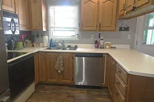 37 Androscoggin St, Gorham, NH 03581 - Photo 10