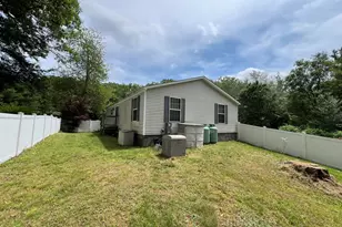 3 Goldfinch Rd, Barrington, NH 03825 - Photo 2