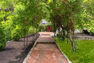 419 &amp 425 York St, York, ME 03909 - Photo 6