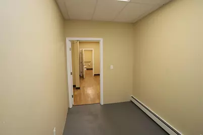 189 East Main Street #Suite F, Newport City, VT 05855 - Photo 10