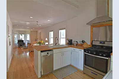 19 Spruce Street, Burlington, VT 05401 - Photo 18