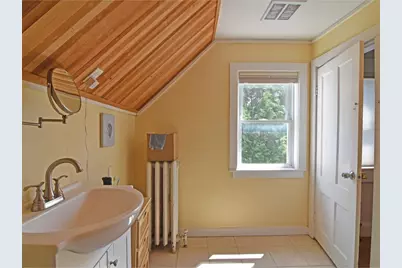 19 Spruce Street, Burlington, VT 05401 - Photo 32