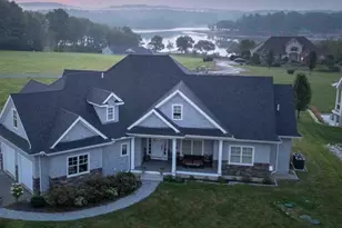 25 Fosters Dr, Dover, NH 03820 - Photo 1