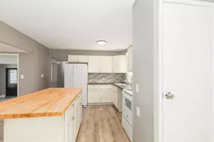 709 Nottingham Dr, Exeter, NH 03833 - Photo 14