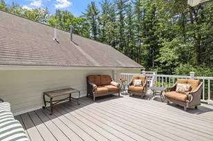 25 Chatfield Dr, Litchfield, NH 03052 - Photo 6