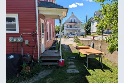 22 Cambridge Street, Berlin, NH 03570 - Photo 12