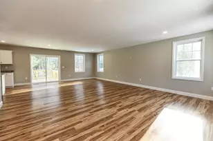 37 Reed Rd, Sandown, NH 03873 - Photo 18