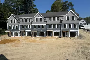 15 Lenox Dr, Dover, NH 03820 - Photo 2