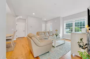 57 Hardy Rd, Londonderry, NH 03053 - Photo 4