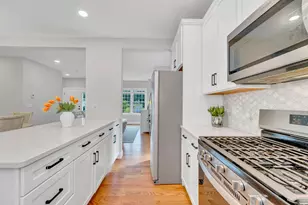 57 Hardy Rd, Londonderry, NH 03053 - Photo 10