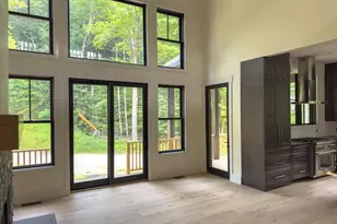 227 S Peak Rd, Lincoln, NH 03251 - Photo 10