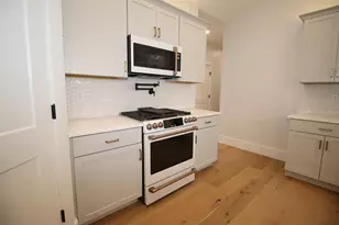 422 Dawn Ct, Pembroke, NH 03275 - Photo 10