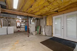 94 Spring Rd, Pittsburg, NH 03592 - Photo 40