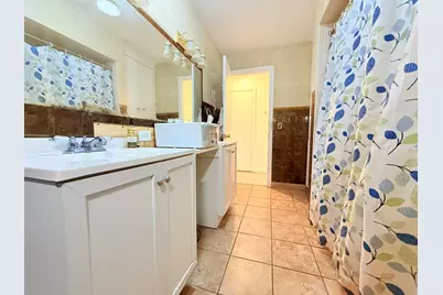 62 Ridge Avenue, Claremont, NH 03743 - Photo 8