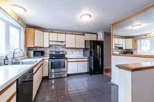 38 Stonehouse Ln, Keene, NH 03431 - Photo 6