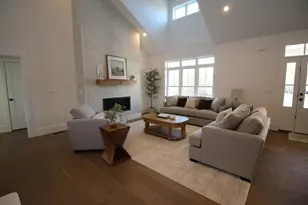 441 Blane Cir, Pembroke, NH 03275 - Photo 10