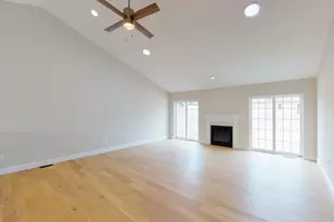 5A Connor Ct, Epping, NH 03042 - Photo 8